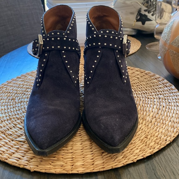 Givenchy Ankle Boot - Picture 2 of 5